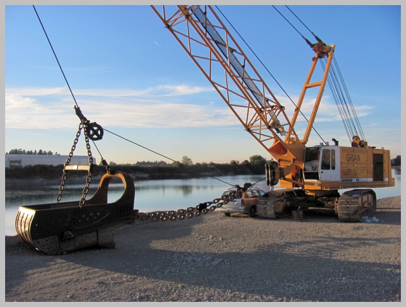 Liebherr HS 882 gru cingolata escavatore universale a fune dragline allestimento versatile Post-14275-1350756032