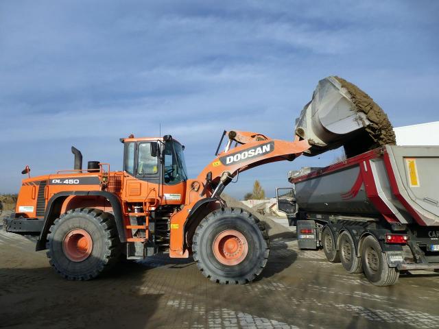 Doosan_DL450_Karl_Strohmaier_GmbH.jpg