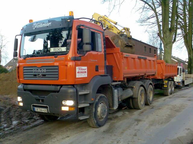 LKW_Baustelle_Lindenallee_COE.jpg