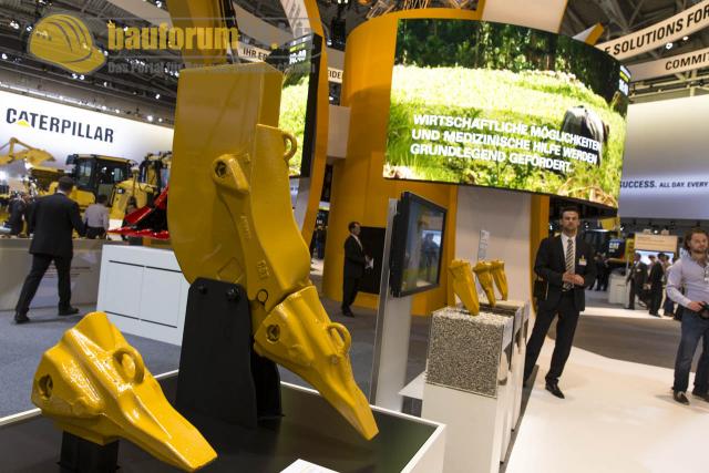 Bauma_2013_Caterpillar_26.jpg