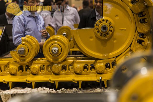 Bauma_2013_Caterpillar_31.jpg