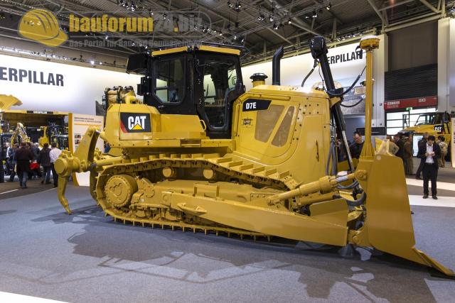 Bauma_2013_Caterpillar_32.jpg