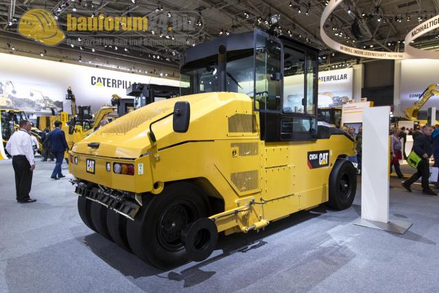 Bauma_2013_Caterpillar_52.jpg