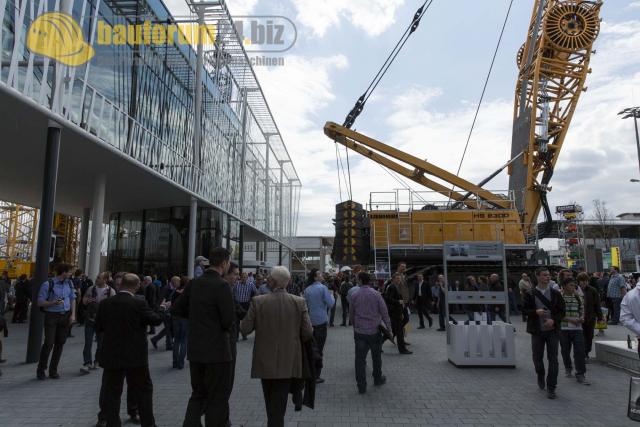 Bauma_2013_Liebherr_6.jpg