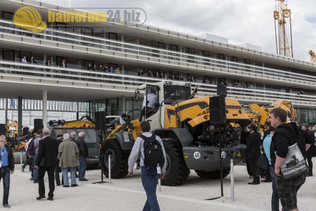 Bauma_2013_Liebherr_9.jpg