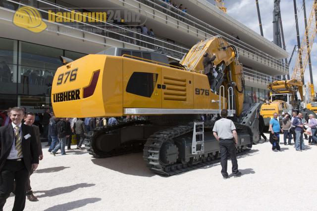 Bauma_2013_Liebherr_40.jpg