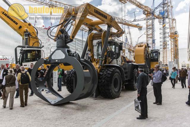 Bauma_2013_Liebherr_41.jpg