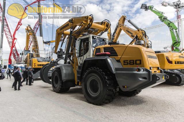 Bauma_2013_Liebherr_42.jpg
