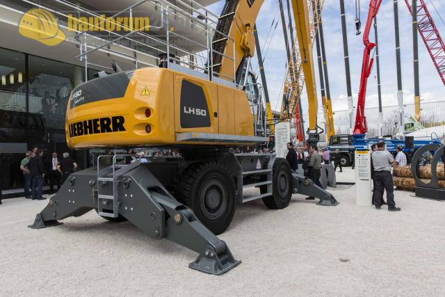 Bauma_2013_Liebherr_59.jpg