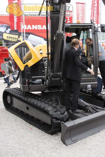 Bauma_2013_MeCALAC_32.jpg