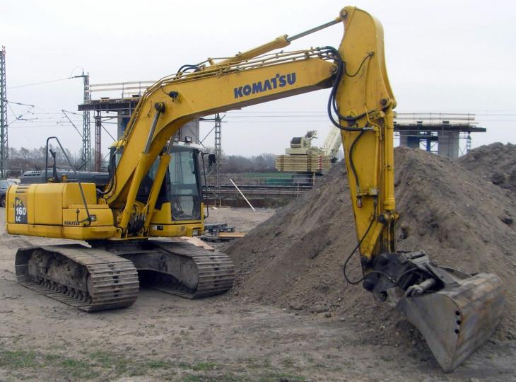 Komatsu_PC160LC_7EO.jpg