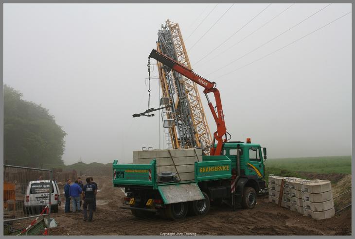 _Liebherr_81_K_Steinhagen_Mai_2013__5_.jpg