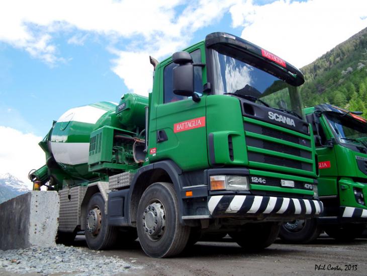 Scania_124C470_1.jpg