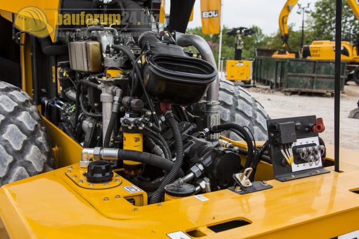 JCB_Celebration_2013_Bauforum24_46.jpg