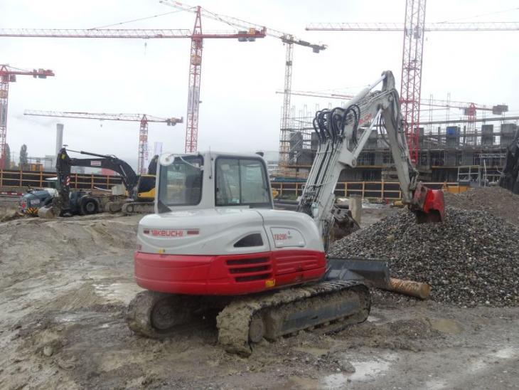 Takeuchi_TB290.jpg