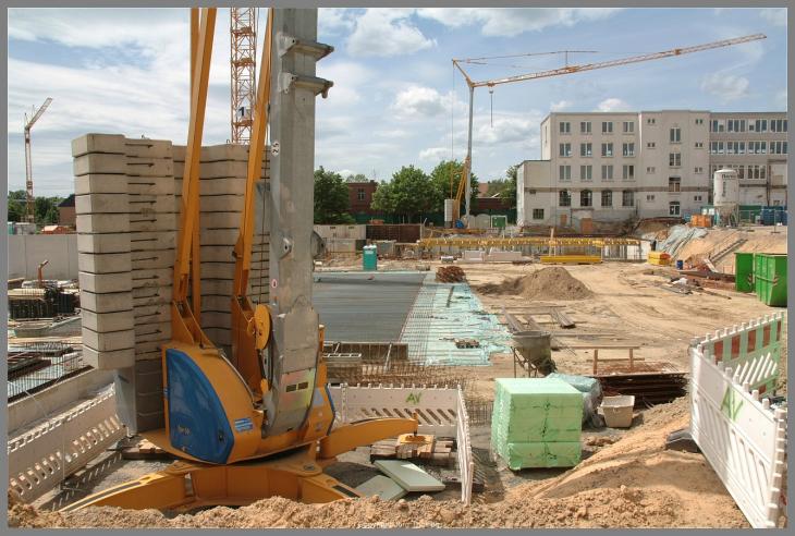 _Zentrum_mittewest_16._Juni_2013__3_.jpg