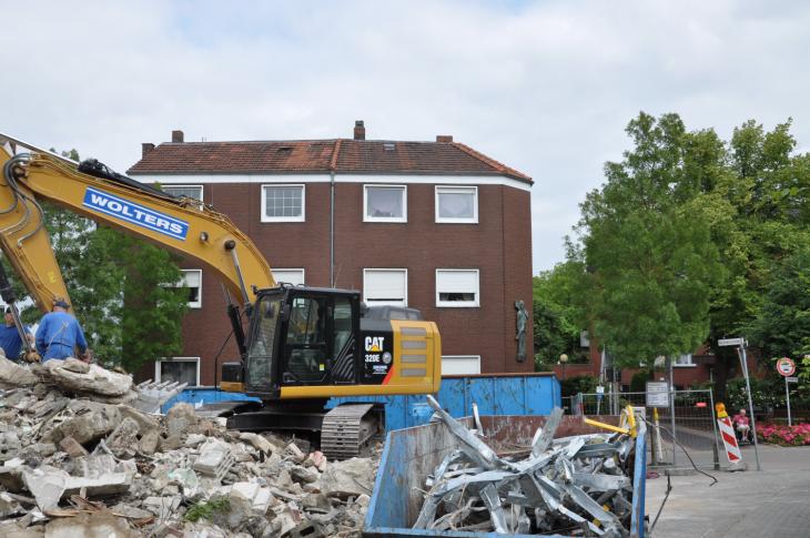 Abbruch_Tiefestr_0119.JPG
