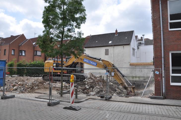 Abbruch_Tiefestr_0235.JPG