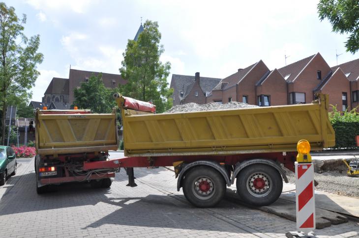 Abbruch_Tiefestr_0400.JPG