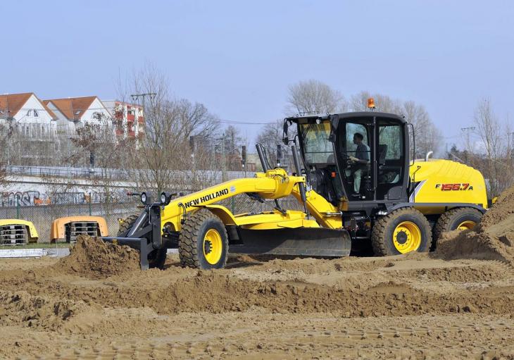 New_Holland_Grader.jpg