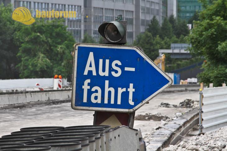 Autobahn_40_Baustelle_A40_Essen.JPG