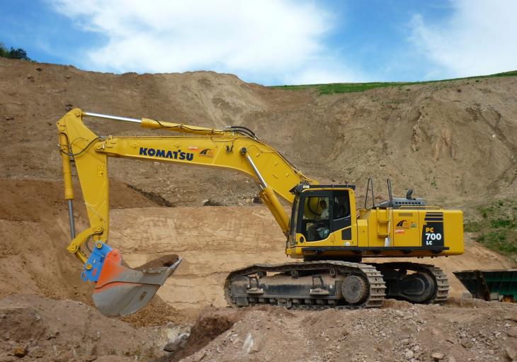 Komatsu_PC700.jpg