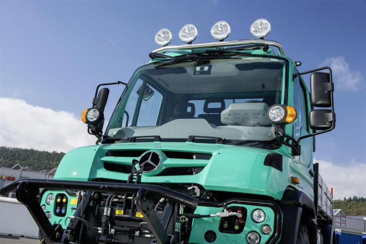 Unimog_U_423_Agrarausstattung_2.jpg