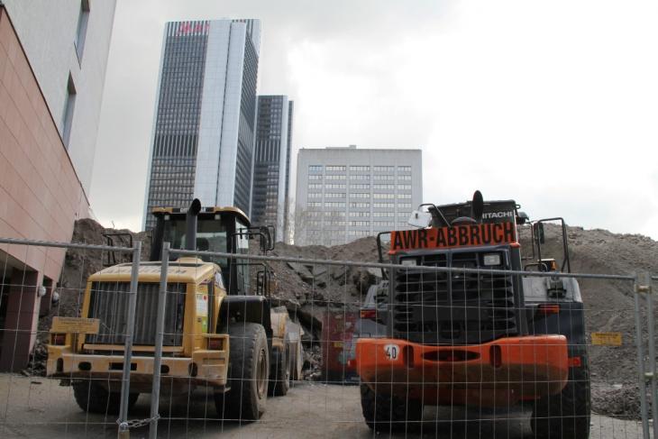 AFE_Uni_Tower_Sprengung_2_2_14_200.jpg