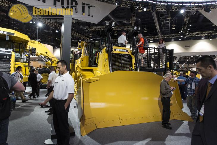 conexpo2014_cat_17.jpg