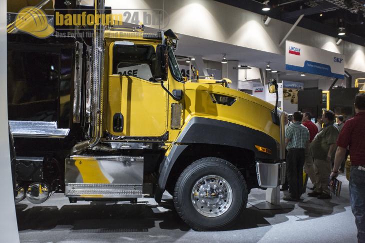 conexpo2014_cat_76.jpg