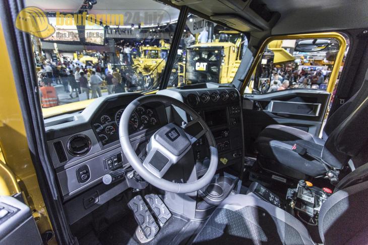 conexpo2014_cat_80.jpg