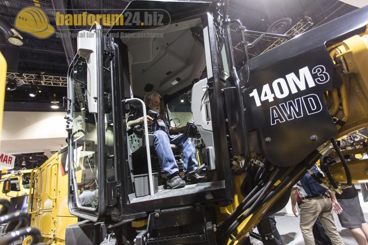 conexpo2014_cat_87.jpg