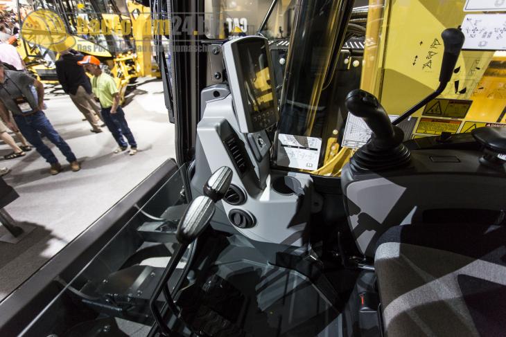 conexpo2014_cat_101.jpg