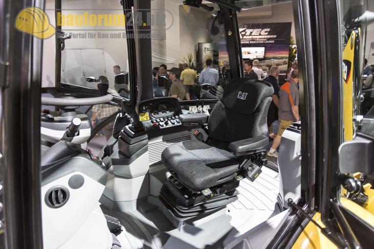 conexpo2014_cat_106.jpg