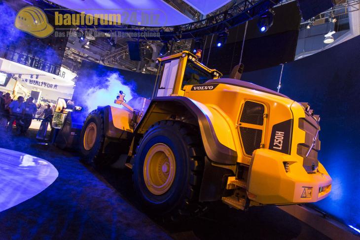 conexpo2014_volvo_35.jpg