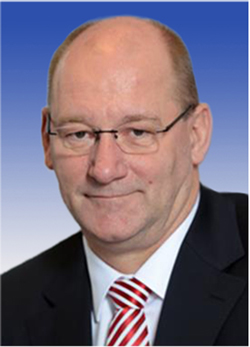 <b>Dr. Eckhard Scholz</b>, Vorstandsprecher Volkswagen Nutzfahrzeuge: ? - post-1166-1395309611