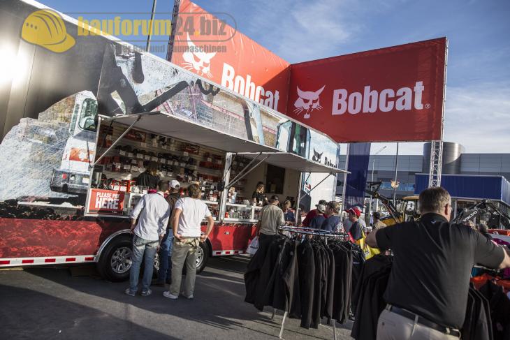 conexpo2014_bobcat.jpg