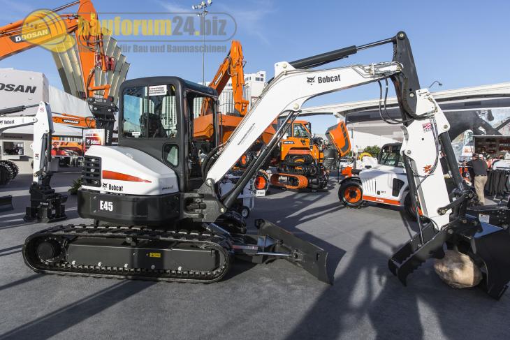 conexpo2014_bobcat_16.jpg