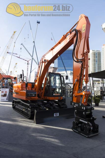 conexpo2014_doosan_5.jpg