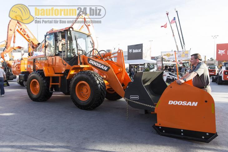 conexpo2014_doosan_9.jpg