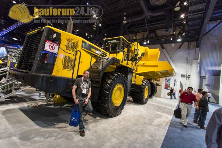 conexpo2014_komatsu_28.jpg