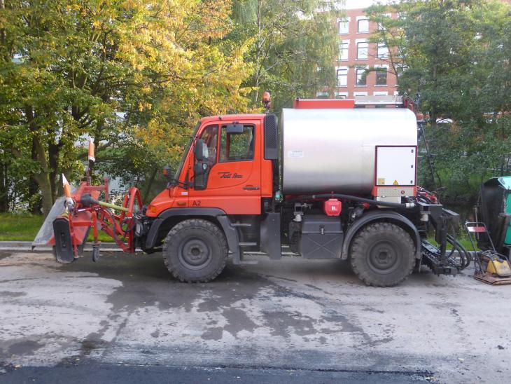 Unimog_U300.jpg