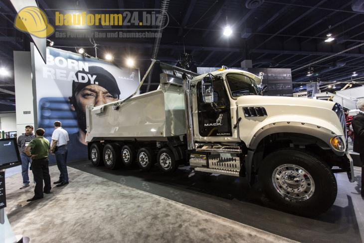 conexpo2014_mack_57.jpg