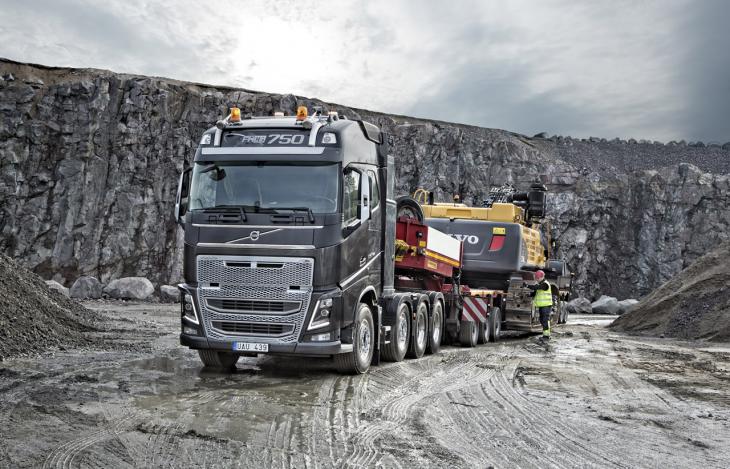 Volvo_FH16_1.jpg