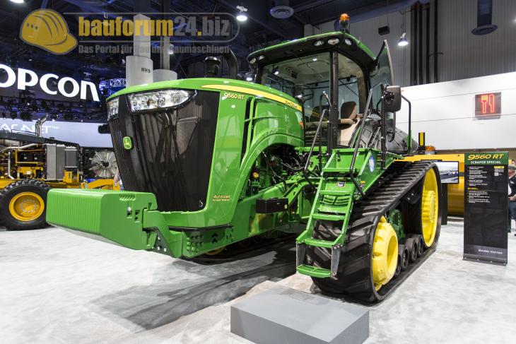 conexpo2014_john_deere_33.jpg