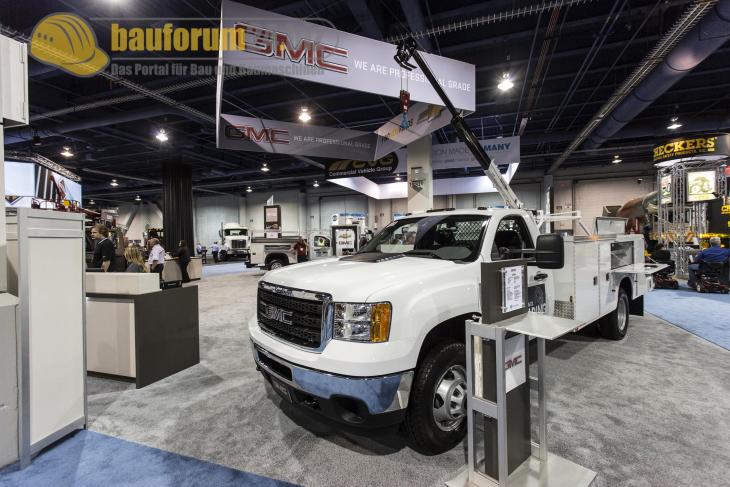 conexpo2014_gmc.jpg