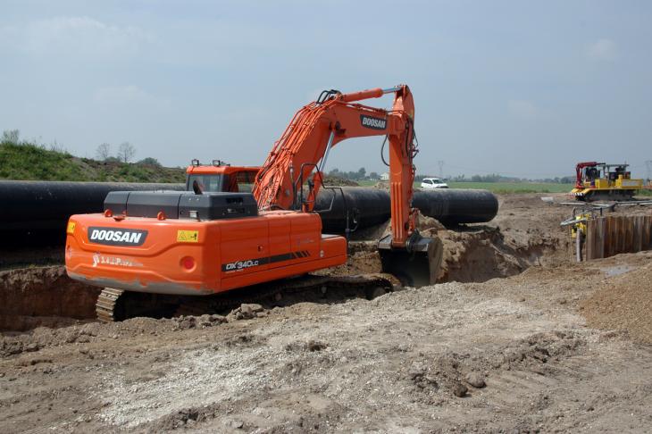 Doosan_DX340LC.jpg