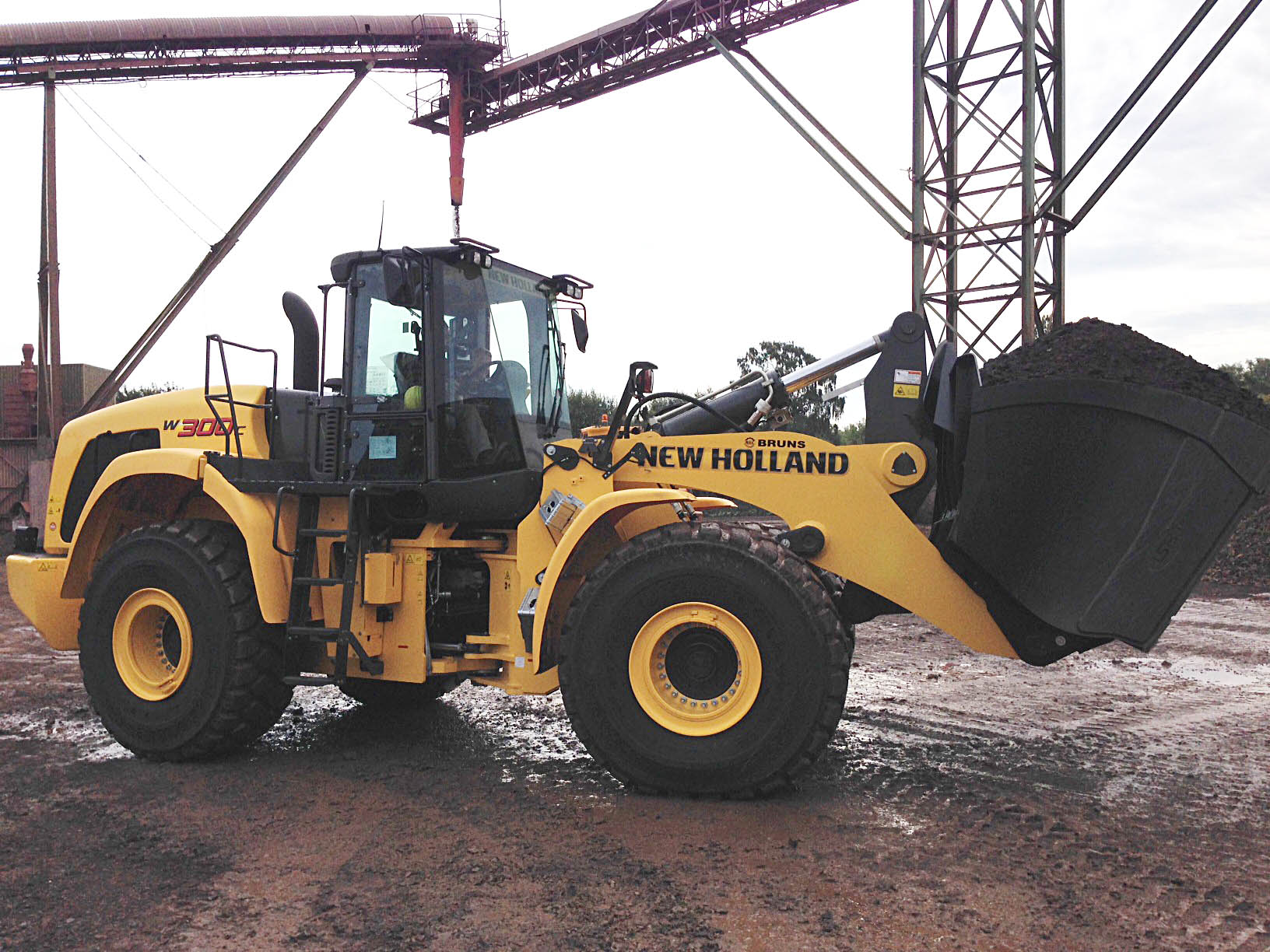 New Holland Construction/CNH Global Post-23175-1404308771