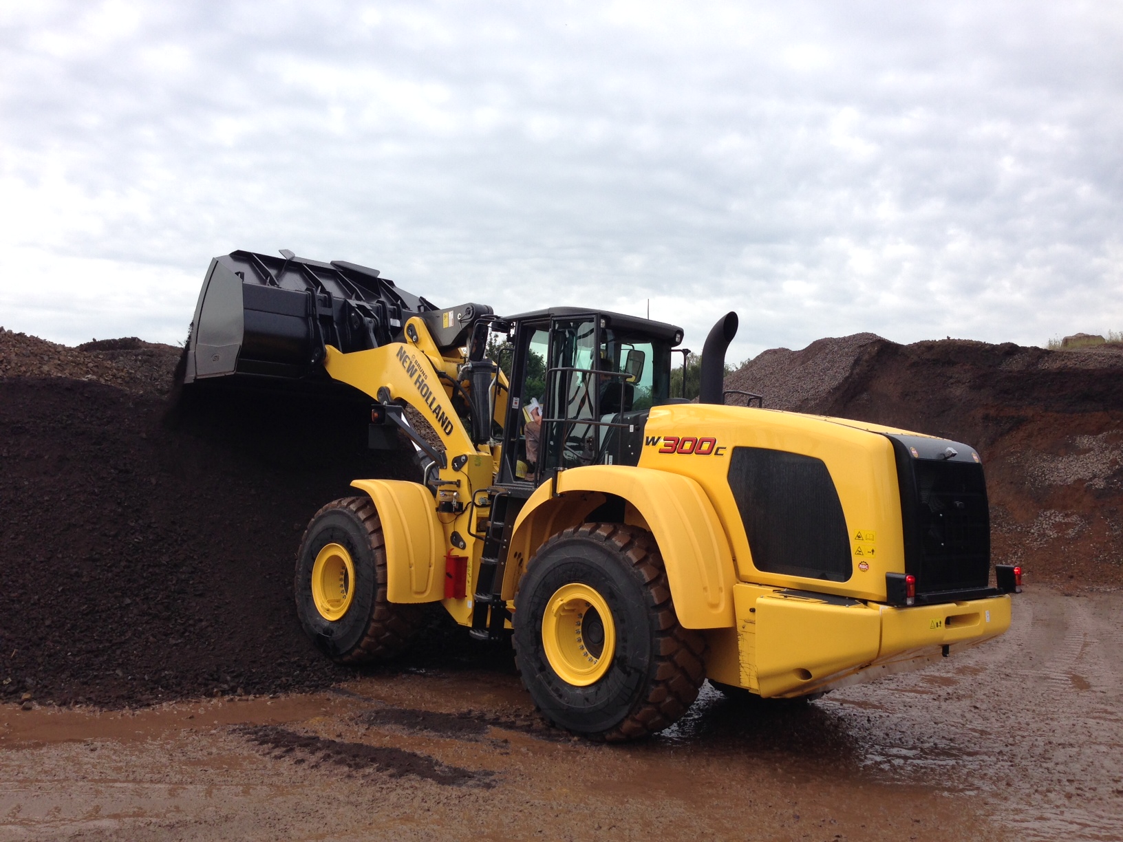 New Holland Construction/CNH Global Post-23175-1404308797
