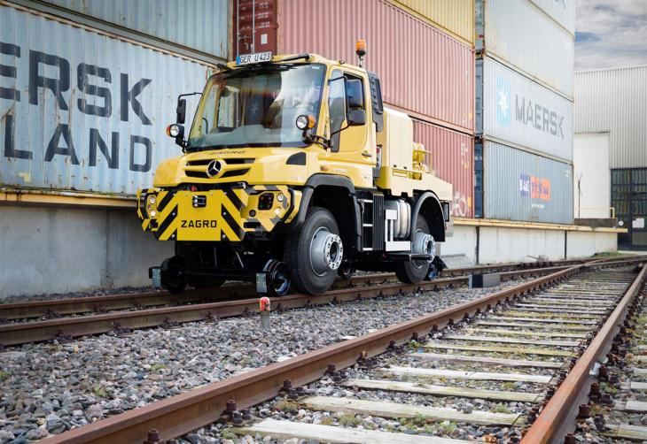 Unimog_Zweiwege_2.jpg